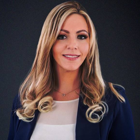 Meet your Posher, Kristen - Picture 1 of 1